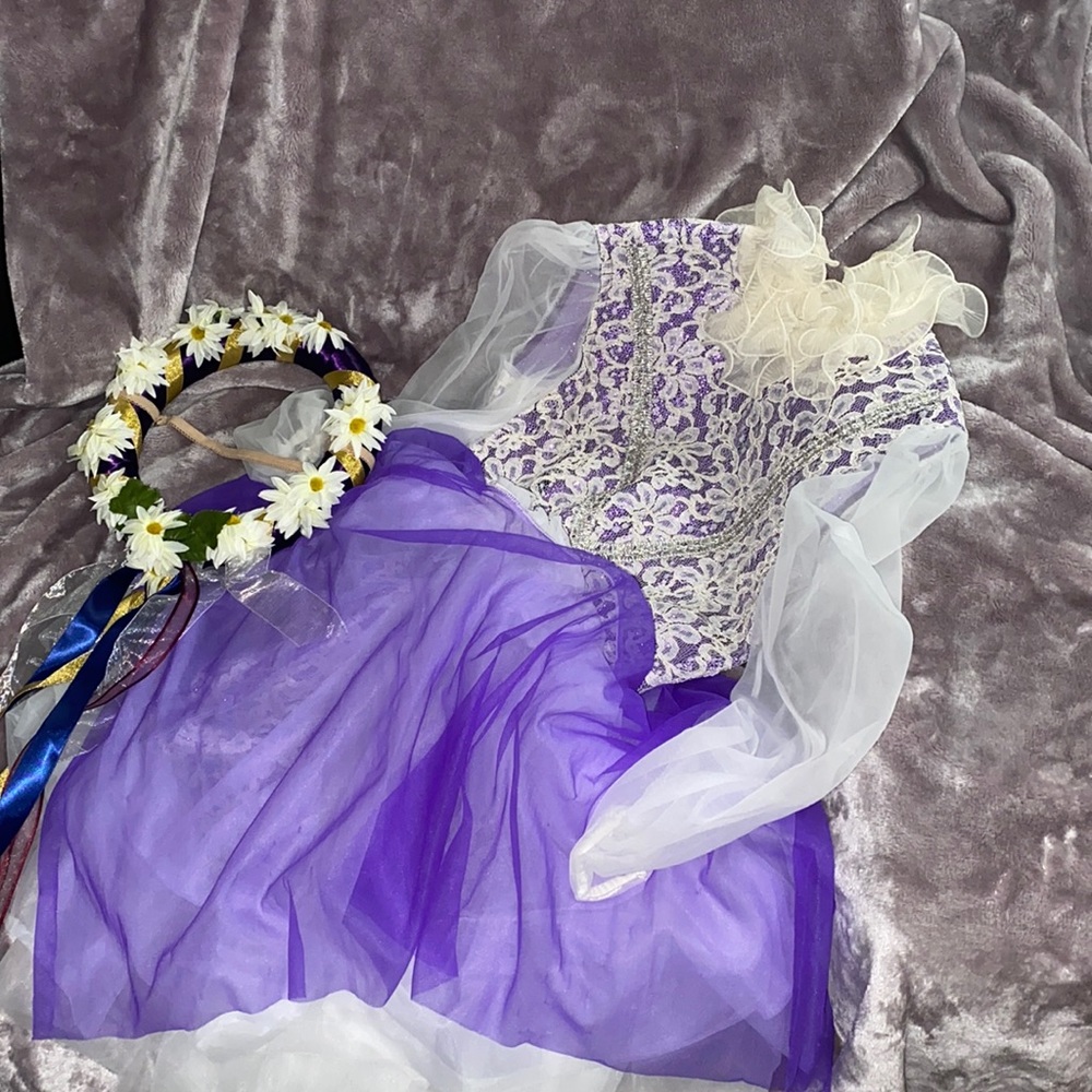 Costume
